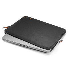 SPIGEN BASIC POUCH LAPTOP 13-14 SCHWARZ