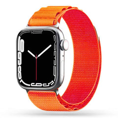 REMEN DOOP ALPINE EVEREST APPLE WATCH 6 / 7 / 8 / 9 / 10 / SE / ULTRA 1 / 2 (44 / 45 / 46 / 49 MM) ORANGE
