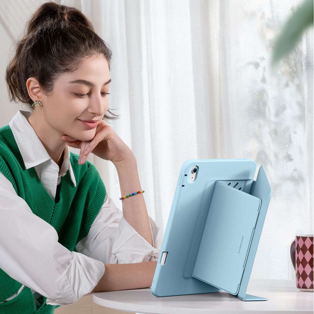 ESR FLIP HYBRID HÜLLE IPAD AIR 13” 1 / 2 / 2024-2025 HIMMELBLAU