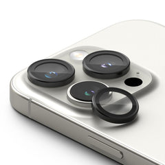 SCHUTZGLAS FÜR DIE KAMERA LINSE FÜR DAS IPHONE 16 PRO MAX RINGKE KAMERA RAHMENSCHUTZ 2-PAK SCHWARZ
