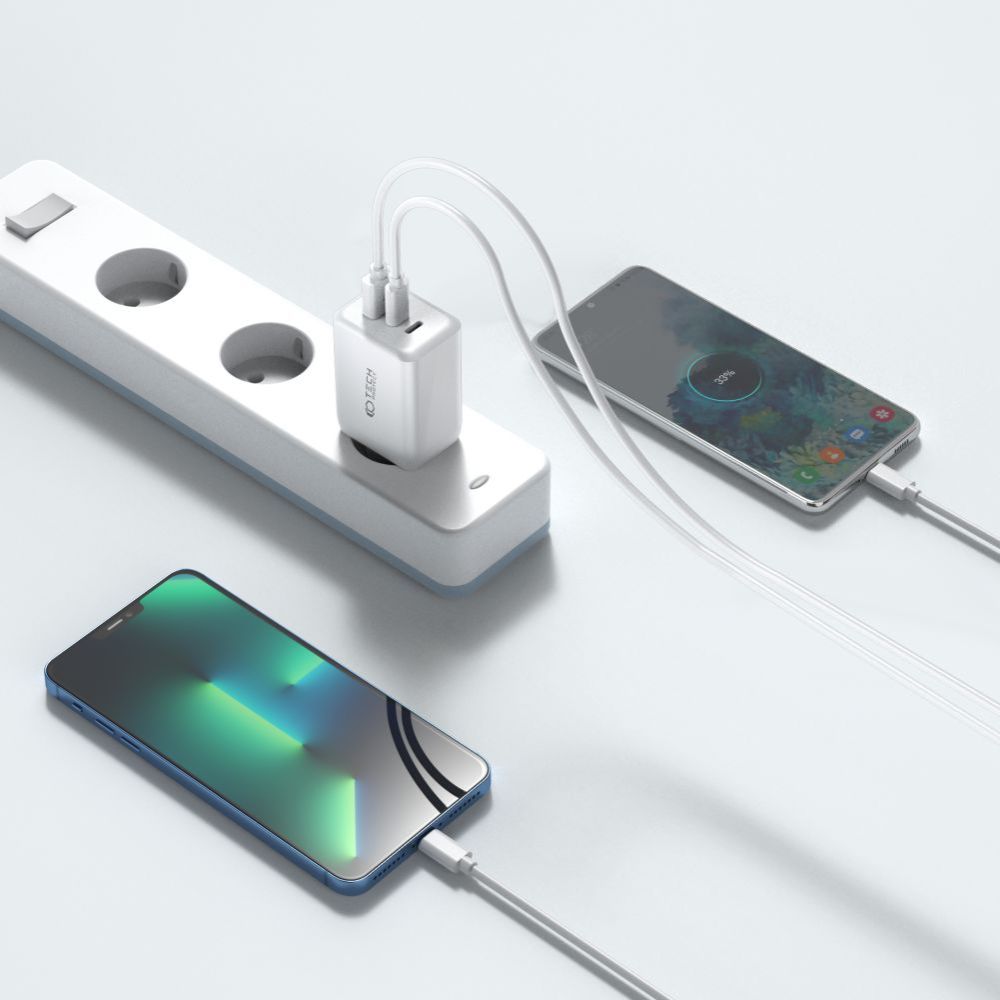 NETZLADEGERÄT FÜR HANDY UND TABLET TECH-PROTECT C65W 3-PORT NETZLADEGERÄT PD65W/QC3.0 WEISS