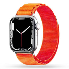 REMENDE DOOP NYLON FÜR APPLE WATCH 4 / 5 / 6 / 7 / 8 / 9 / SE (38 / 40 / 41 MM) ORANGE